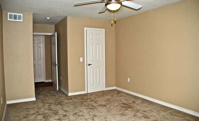 Foto del diseño de interior - Orange Navy