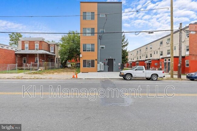 Photo - 5436 Vine St