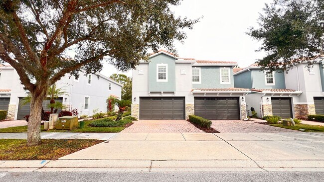 Photo - Live Bright in Oviedo – Gated Townhome with Style, Space & Serenity! WASHER & DRYER INCLUDED!