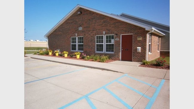 Photo - Northcrest Apartments