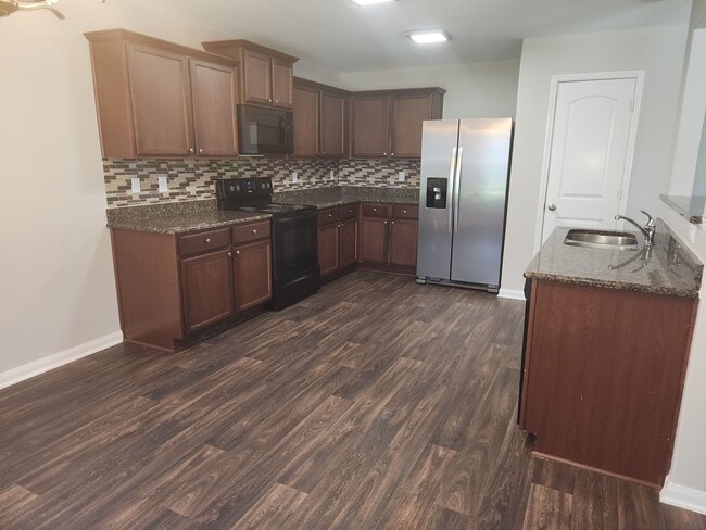 Photo - 2218 Regatta Ln