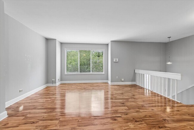 Photo - 441 Park Ridge Ln Unit G