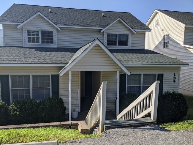 Building Photo - sumfi139 Unit 2