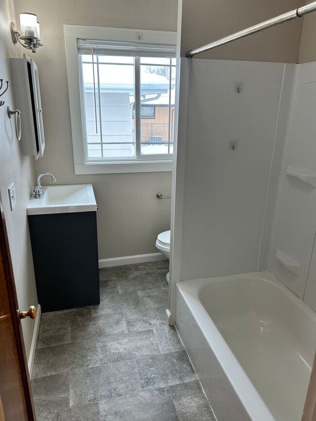 Duplex by Base Unidad Upstairs Rental Great Falls, MT