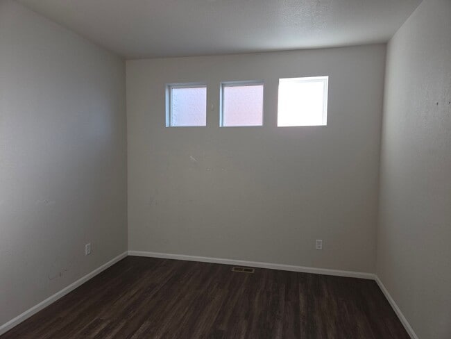 Photo - Modern Comfort in a Prime Location – 3 Bed / 2.5 Bath Home in Denver!