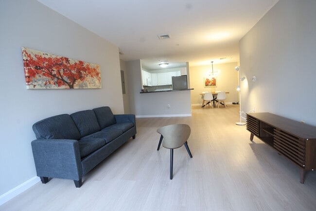 Photo - 30 Franklin St Unidad 314