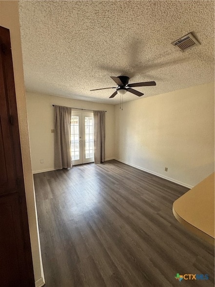 Photo - 203 Versailles St