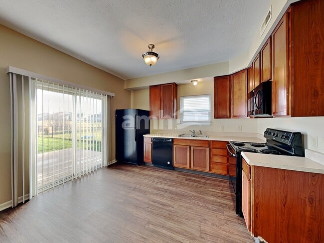 Photo - 5811 Outer Bank Rd