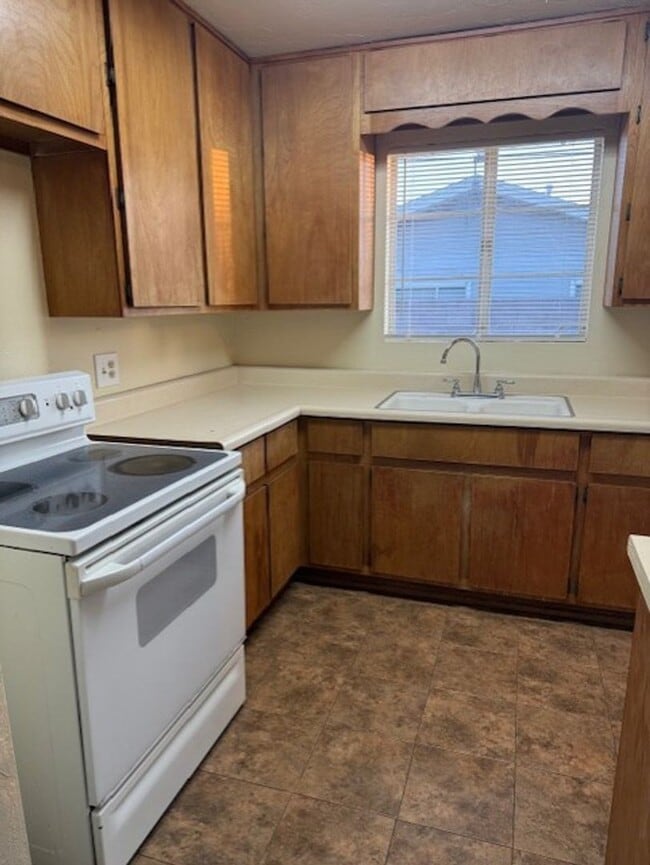 Photo - Price Reduced!! 3 Bedroom 2 Bath Home - Co...