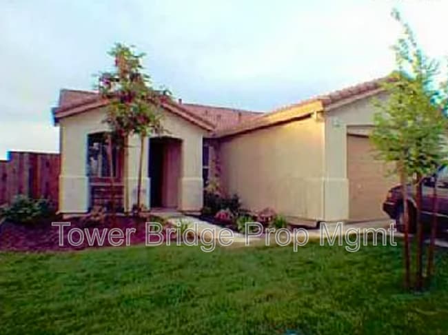 Building Photo - 4256 Castleton Cir