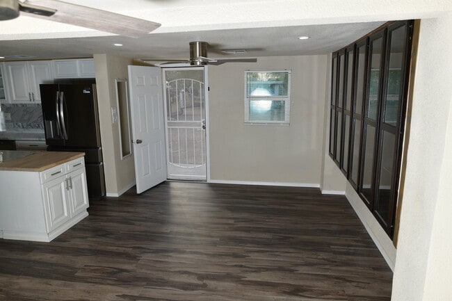 Photo - 775 S Pinal Dr