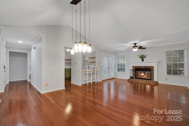 Building Photo - 3300 Selwyn Farms Ln