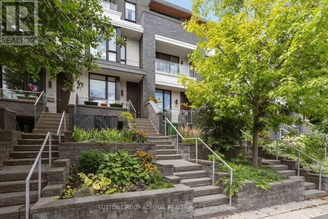 Photo - 492 Shaw St