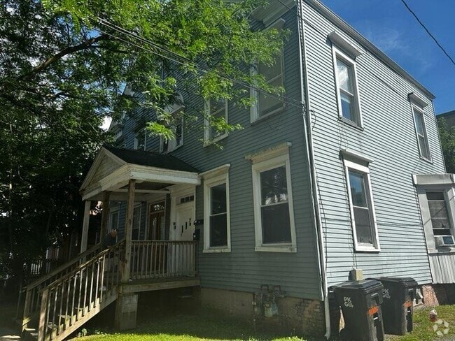 Building Photo - 8 Noxon St Rental