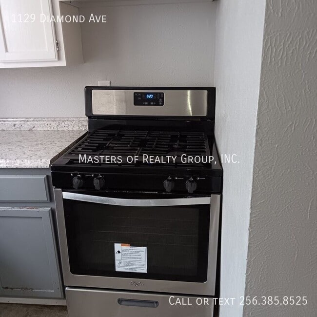 Photo - 1129 Diamond Ave