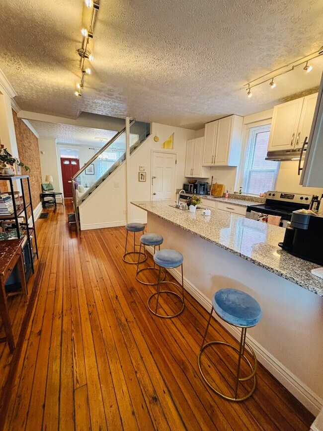 Photo - 2 bedroom, 2.5 bathroom brick townhouse Unit 749 Macon
