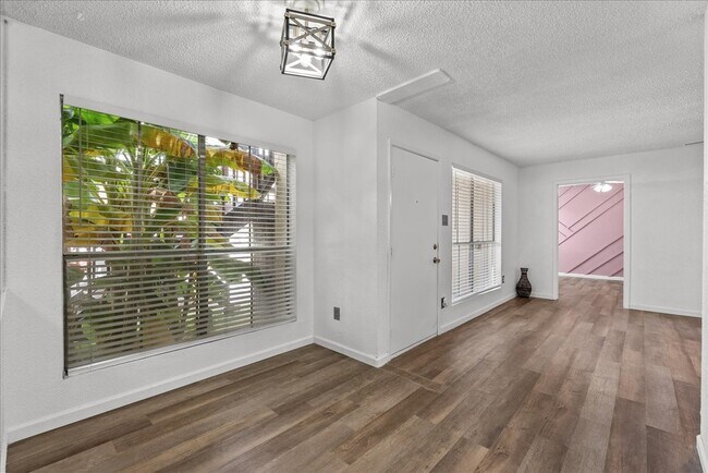 Building Photo - 1500 Bay Area Blvd Unit 339