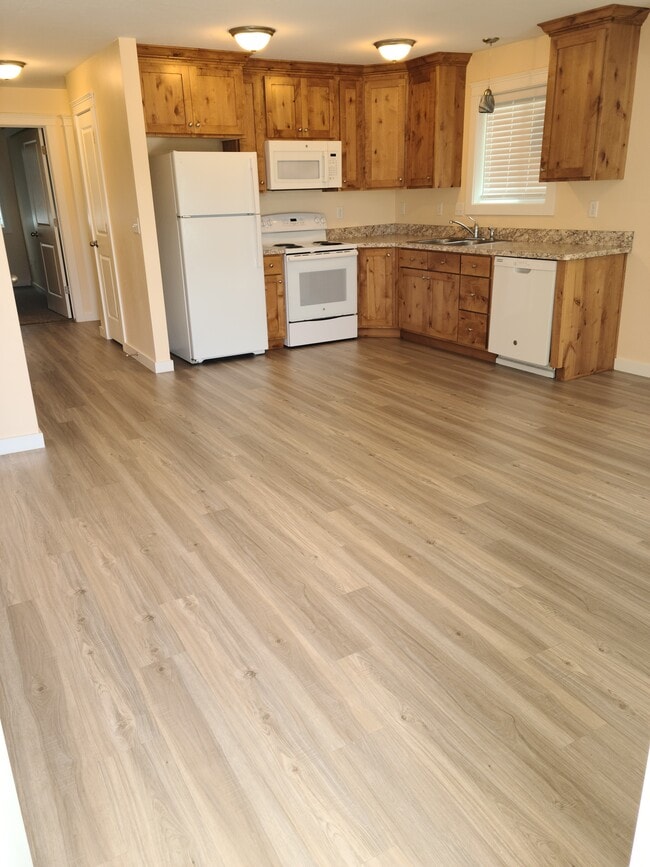 Photo - 226 Lawton St Unit 3