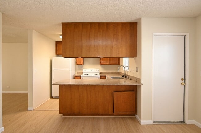 Photo - 3850 Meeks Terrace