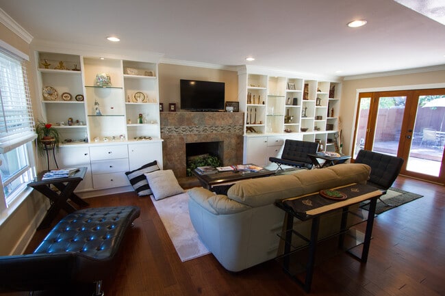 Photo - 12565 Milton St