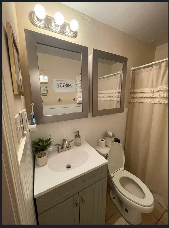 Photo - 103 N Nash St Unit #1