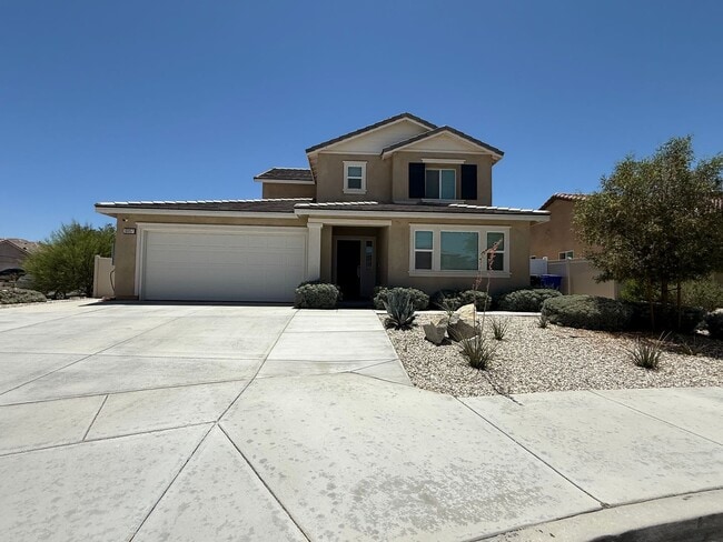 Building Photo - Beautiful Two Story Home, 3 Bedrooms, 2.5 Bathrooms, Solar Panels,