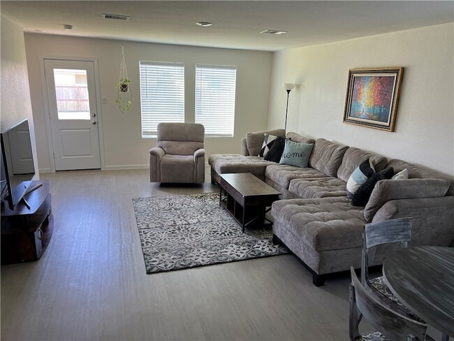 Photo - 5324 Gabby Pass