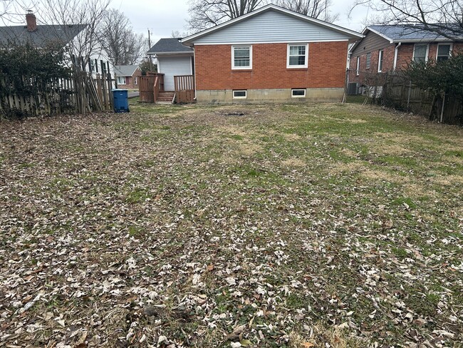 Photo - 1404 Logan St