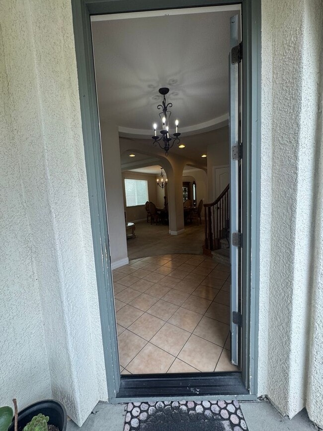 Photo - 5 Bed / 3.5 Bath | Elk Grove Single Family...