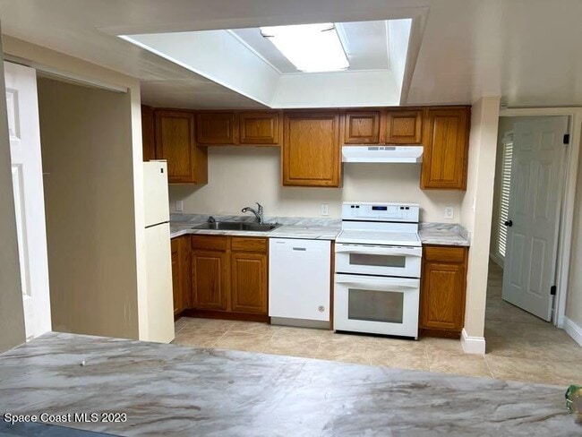 Photo - 1515 Huntington Ln Unit 324