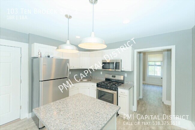 Photo - 103 Ten Broeck St Unit 3