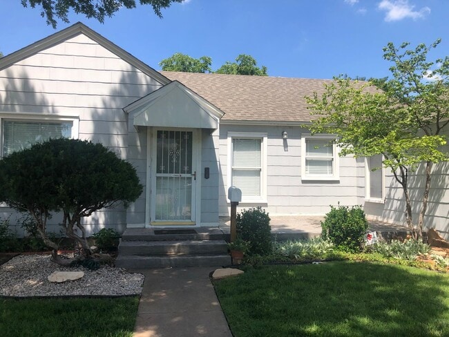 Photo - Super Cute Bivins Home For Rent! 2 Bedroom, 1 Bathroom, 1 Car Garage, Great Yard!
