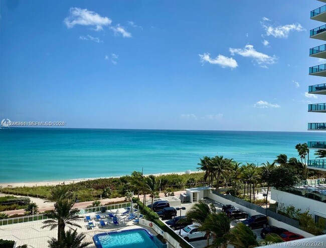 6917 Collins Ave Unit 809