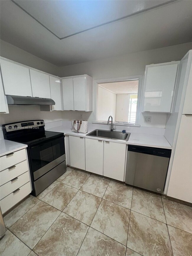 Photo - 410 NW 68th Ave Condo Unit 302
