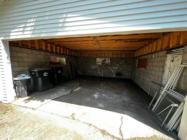 Photo - 4-bedroom, 2-bath home in Beloit