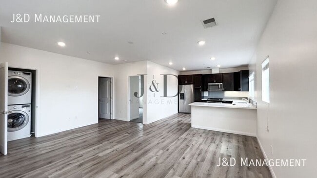 Photo - 1134-1148 FRESNO STREET-1138 Unit 1138