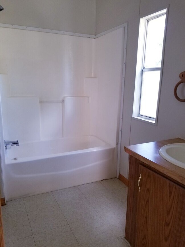 Photo - 3/2 mobile home in Elmendorf, TX