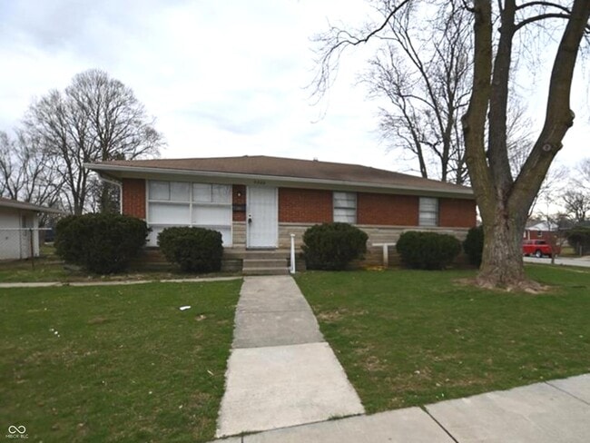 Building Photo - 5820 E 40th St