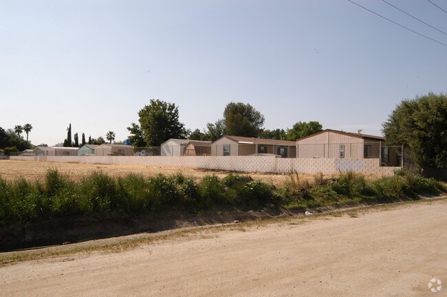 Photo - Lake Perris Village MHC