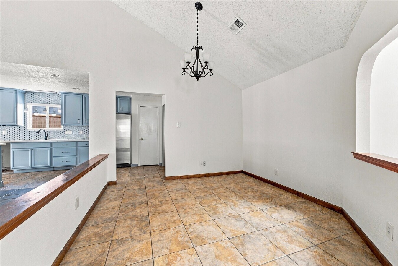Photo - 15919 Barbarossa Dr