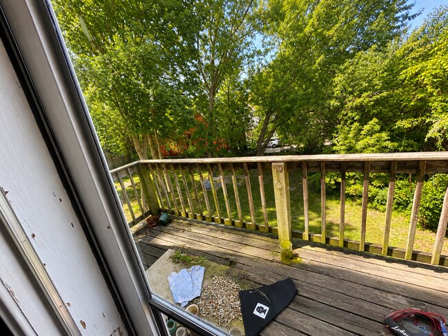 Photo - 1034 Jenifer St Unit 1034-3