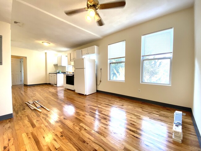 Photo - 840 Huntington Ave Condominio Unidad #2