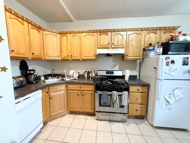 Photo - 55 Hillside St