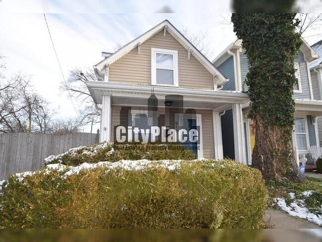 Photo - 910 Lexington Ave