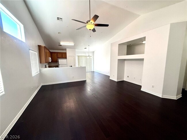Photo - 6613 N McCarran St