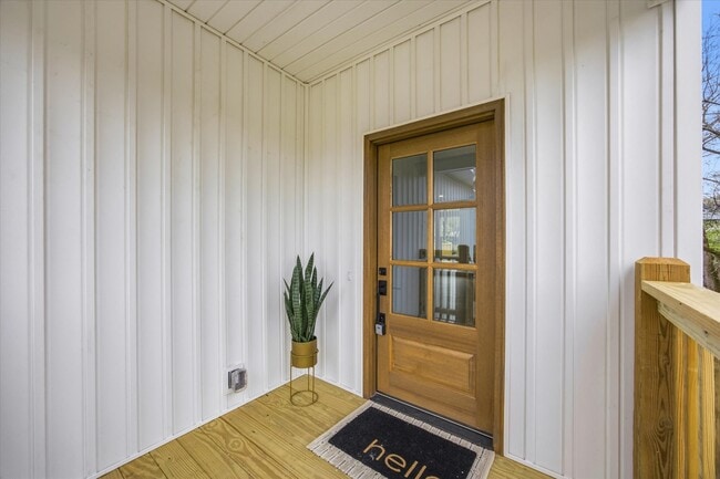 Photo - 116 Winstead St SW