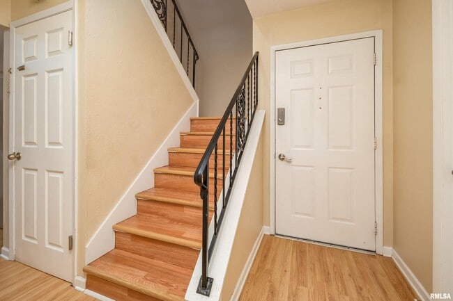Photo - 3598 Cedarwood Ct