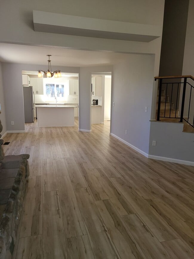 Photo - Beautiful Updated 3 bedroom 2.5 bath Hayde...