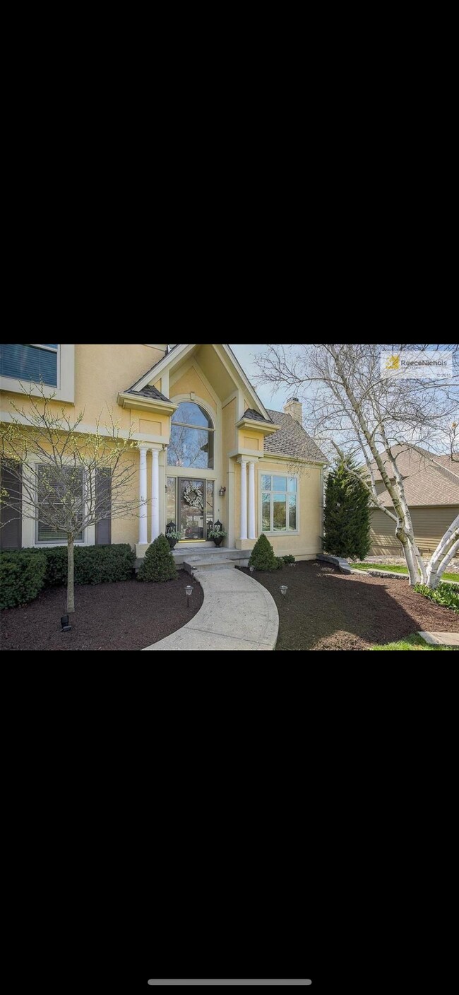 Photo - 12820 Century St