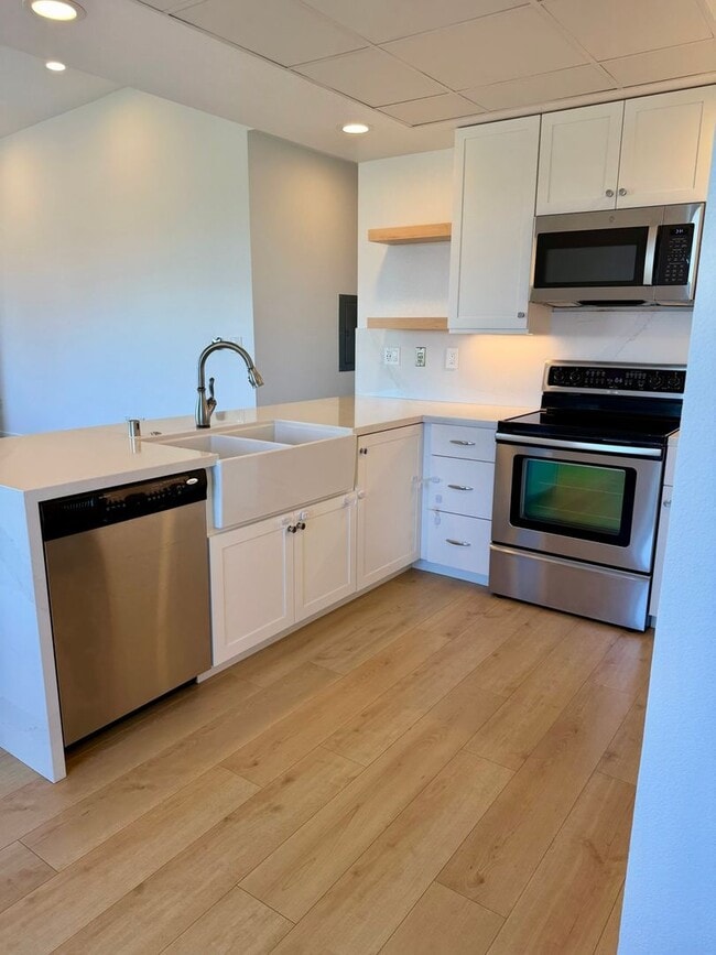 Photo - Corner Unit With Views Unidad 4133